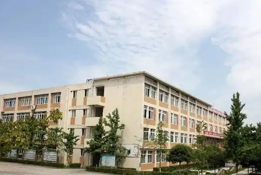 大邑縣實驗中學怎么樣、好不好