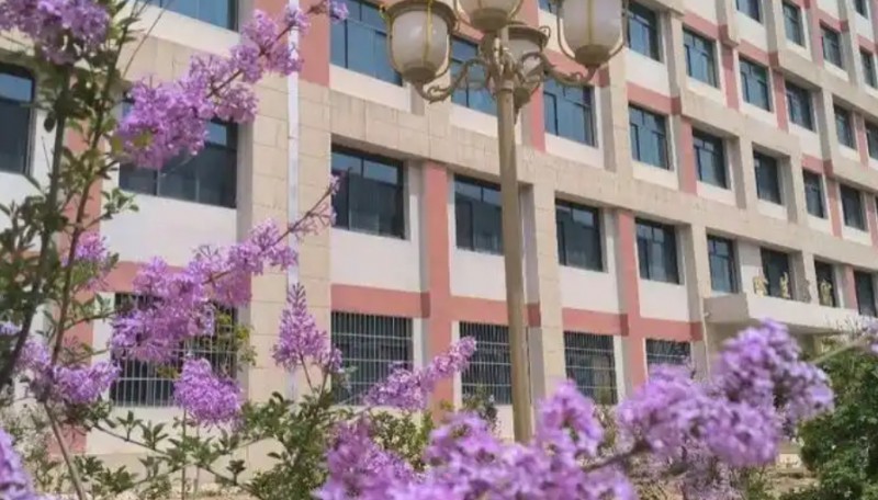 甘肅2025年鐵路學(xué)校報(bào)名條件